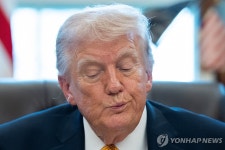 트럼프, 한국 등에 호르무즈 파병 거듭 요구…미군주둔 강조 | 연합뉴스