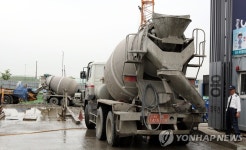 부산경찰, 레미콘 납품비리 26개 업체 81명 적발 | 연합뉴스