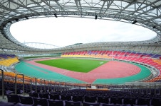 <진주종합경기장, 예산 먹는 하마 전락 우려> | 연합뉴스