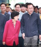 연안부두 여객터미널 찾은 민주당 지도부 | 연합뉴스