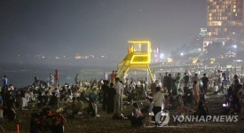 밤에도 30도 웃돈 강릉…오늘 낮엔 38도까지 오른다 | 연합뉴스