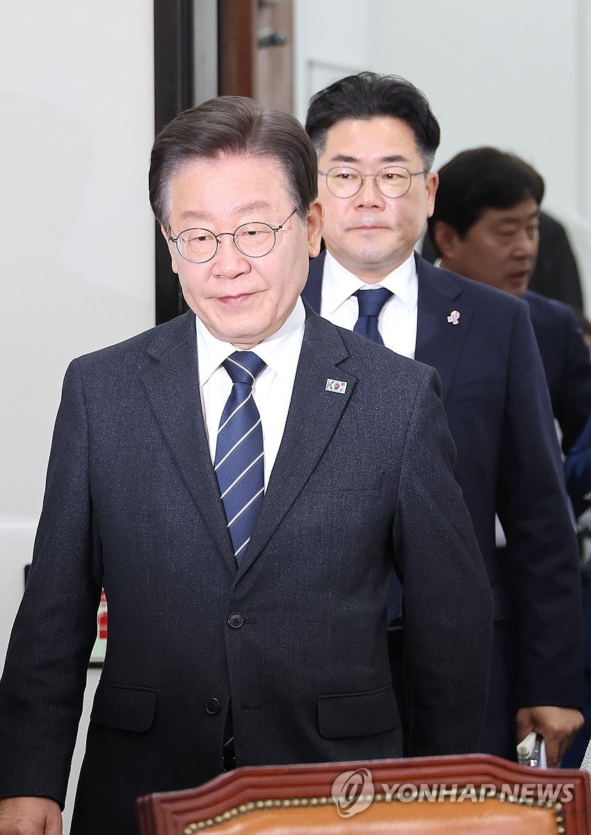 이재명, 이화영에 대한 대북송금 의혹 조사 진행과 추가지원책 제안에 관심 집중