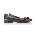         페라가모 바라 펌프스 블랙 금장 리본 슈즈 구두  Ferragamo    