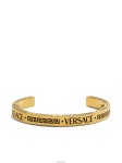 25 FW 베르사체 인그레이빙 로고 커프 브레이슬릿 10206821A00638 TP445581170 | Versace : 팔찌/발찌 : rs7834516778 - 필웨이 | 믿을... 