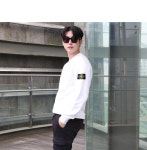         【천안 프리미엄멀티샵】21SS 741563051 와펜패치 맨투맨(WH) Stone Island    