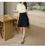 클릭앤퍼니 - 메로디엠보 플라워티셔츠