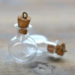 Cork 2 - Clear Flat Round Glass Bottle Charms Hand Blown Glass Cork Glass Terrarium Apothecary Bottle Jewelry Making Supplies (DA067)