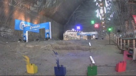 [토픽영상] 시속 140km로 하늘을 날아라!…드론 경주 대회 | 연합뉴스