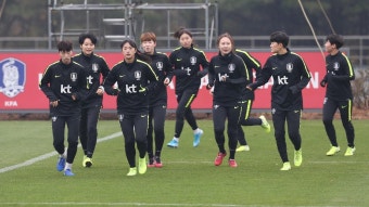 여자 축구대표팀, 동아시안컵 23명 명단 확정 | 연합뉴스