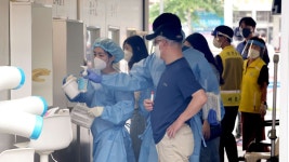 가족에게 전파할까 노심초사…이 시각 선별진료소 | 연합뉴스