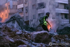 이스라엘군, 연일 헤즈볼라 맹폭…레바논 사망자 700명 넘어 | 연합뉴스