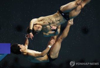 [아시안게임] 김영남·이재경, 다이빙 남자 싱크로 10ｍ 은빛 연기 | 연합뉴스