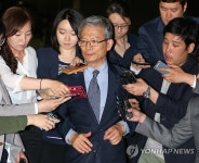 검찰 조사 마친 강영원 전 석유공사 사장 | 연합뉴스