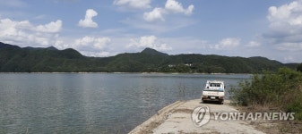 횡성호수 둘레길…물 밑 고향으로 가는 길 | 연합뉴스