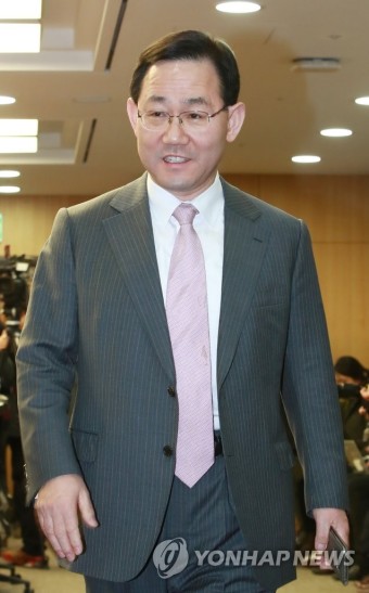 개혁보수신당 의원총회 참석하는 주호영 위원장 | 연합뉴스