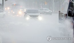 고성 등 강원 3곳 호우경보…양양 등 6곳 호우주의보 유지 | 연합뉴스