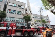 불꽃 이후 연기 급속 확산…이천 관고동 병원 화재 재구성 | 연합뉴스