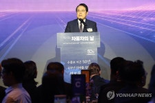환영사하는 이택성 한국자동차산업협동조합 이사장 | 연합뉴스