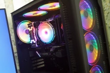 [이벤트후기]대박 경품 완본체 PC와 모니터 도착했습니다.!(퀘이사존 진행) - 뽐뿌:PC견적상담 [이벤트후기]대박 경품 완본체 PC와 모니터... 