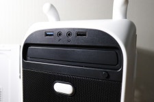 헤드셋걸이가 있는 마이크로닉스 라팡케이스 조립기 > 리뷰/체험기 | 퀘이사존 QUASARZONE 헤드셋걸이가 있는 마이크로닉스 라팡케이스 조립기