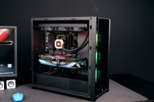 [팜피씨샵] 라이젠7-5세대 7800X3D + RTX 4090 고사양 커세어... > PC조립/견적 | 퀘이사존 QUASARZONE [팜피씨샵] 라이젠7-5세대... 