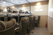 ROG 세트를 맞춘 PC방이 있다!? > 리포트 | 퀘이사존 QUASARZONE ROG 세트를 맞춘 PC방이 있다!?