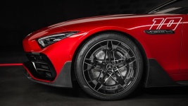 전면 유리조차 없는 미토스 메르세데스-AMG 퓨어스피드 > 자동차... QUASARZONE 전면 유리조차 없는 미토스 메르세데스-AMG 퓨어스피드