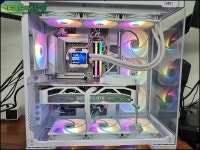[팜피씨샵 출고사진]🖥️370만 원대 화이트 감성 게이밍 PC! > PC... QUASARZONE [팜피씨샵 출고사진]🖥️370만 원대 화이트 감성 게이밍 PC!