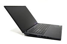 인텔AI GIGABYTE AORUS 16X 게이밍 노트북 개봉기 > 유저사용기... 퀘이사존 QUASARZONE 인텔AI GIGABYTE AORUS 16X 게이밍 노트북 개봉기