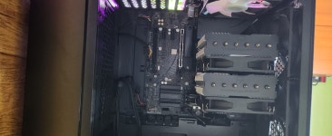 [1주 사용후기] 7800x3d + 4070ti 공랭 본체(피씨팩토리) > 리뷰... QUASARZONE [1주 사용후기] 7800x3d + 4070ti 공랭 본체(피씨팩토리)