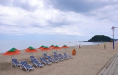 삼척 9개 해수욕장 개장…바가지요금 없는 피서지 | 연합뉴스