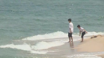 어린이날 연휴 첫날…초여름 날씨에 곳곳 '북적' | 연합뉴스
