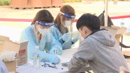 여의도 학원 확진에 비상…도보이동형 진료소 북적 | 연합뉴스