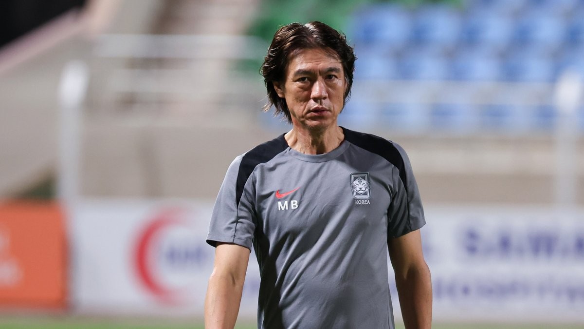 바이에른 뮌헨의 수비수 김민재, 지지하느냐 비판하느냐 논란 계속(utf. 70 words)