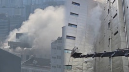 분당 백현동 상가 건물 화재…인명피해 없어 | 연합뉴스