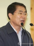 <장태평 장관, 휴가도 농촌 현장에서> | 연합뉴스