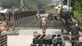 육군, 논산 성덕교에 장간조립교 설치 | 연합뉴스