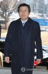 정부서울청사로 출근하는 황 권한대행 | 연합뉴스