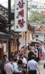 붐비는 삼계탕 식당 | 연합뉴스