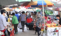 대전 유성구청장 장대구역 재개발해도 유성오일장 명맥 잇겠다 | 연합뉴스