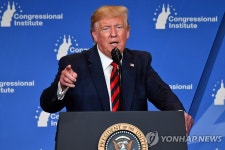 공화당 연찬회서 연설하는 트럼프 대통령 | 연합뉴스