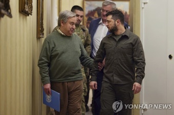 우크라 대통령과 회담한 구테흐스 유엔 사무총장 | 연합뉴스