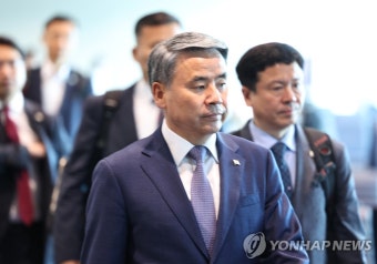 아시아안보회의 참석차 출국하는 이종섭 국방부 장관 | 연합뉴스