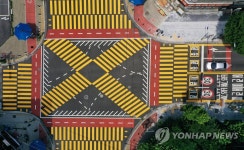 내일부터 어린이 보호구역 노란색 횡단보도 도입 | 연합뉴스