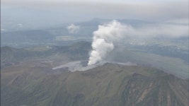 일본 규슈 활화산 아소산 분화…연기 200ｍ까지 치솟아 | 연합뉴스