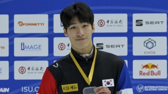 쇼트트랙 황대헌, 월드컵 3차 1,000m 우승 | 연합뉴스