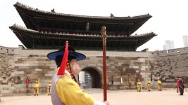 어제부터 숭례문 개폐의식 재현…주 6일 열고 닫는다 | 연합뉴스