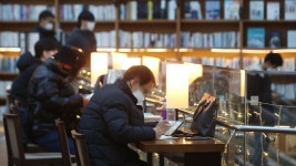 자율 방역에 맡길 때…대전·충남 실내 마스크 해제 추진 | 연합뉴스