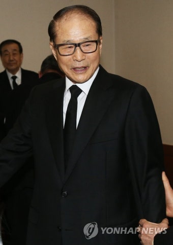 박영옥 여사 빈소 찾은 이상득 전 의원 | 연합뉴스