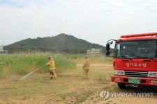 한강물관리센터, 남한강서 동양하루살이 합동방제 | 연합뉴스
